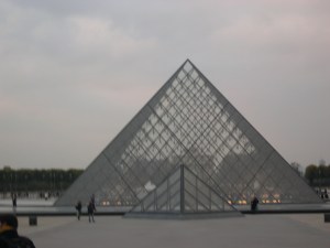 Museu de Louvre, 2007